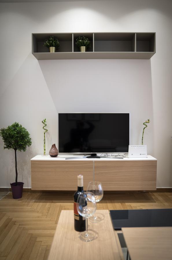 Апартаменты Hiend 4Th Floor 1Bdr Афины Экстерьер фото